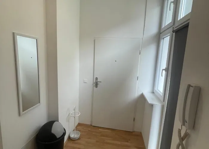 New With Balcony 11 Vienna